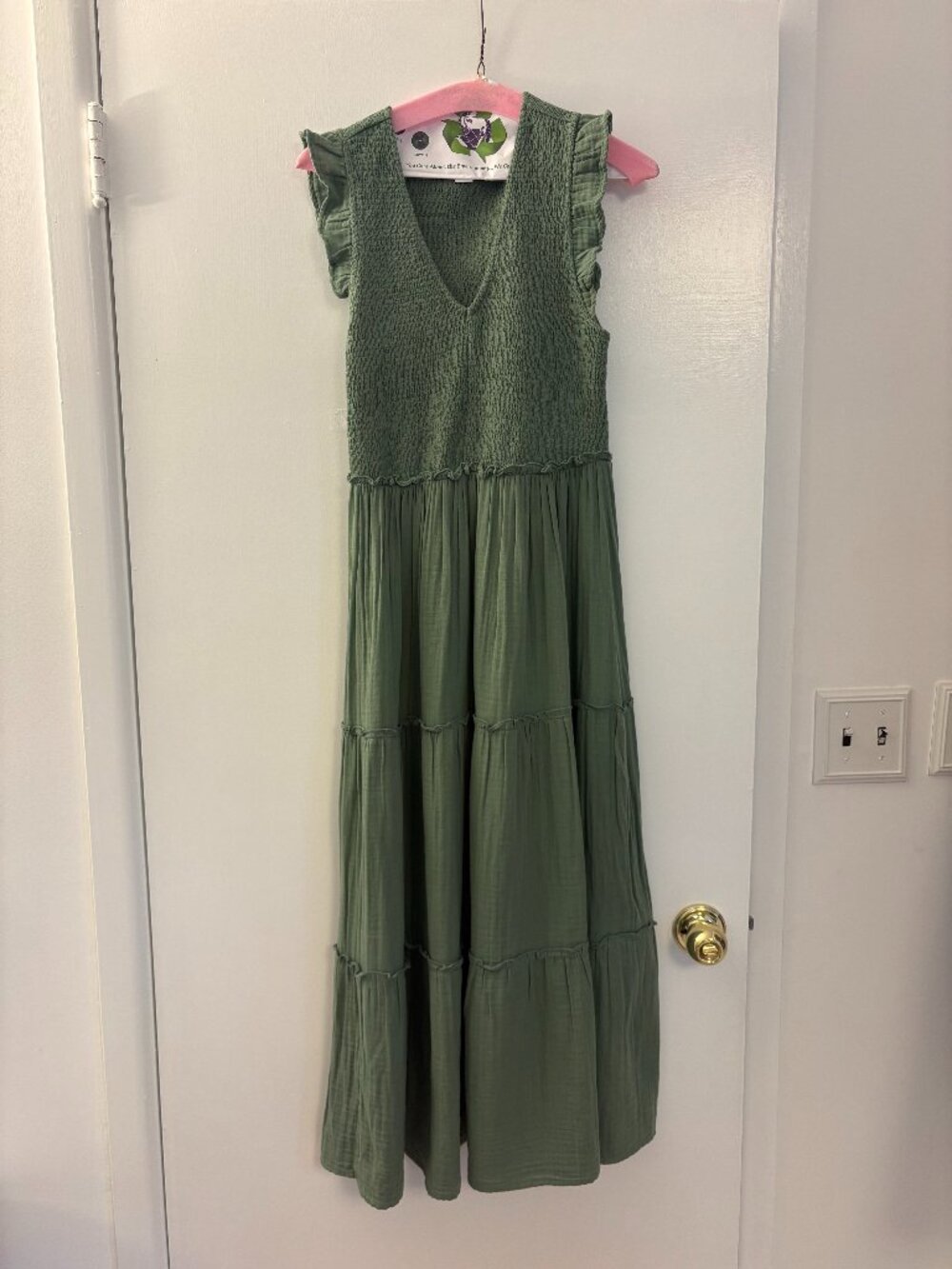Old Navy Green Maxi Dress--Perfect for the Summer! - Picture 1 of 4